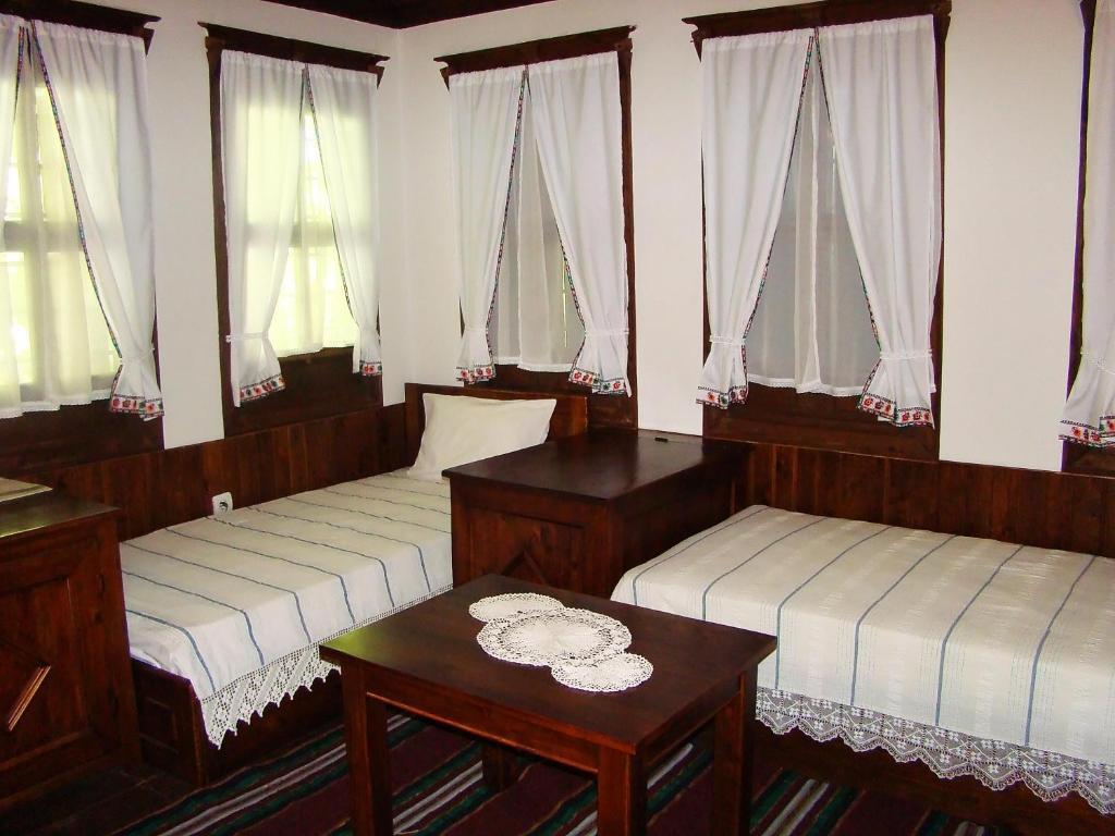 Djudjeva Kyshta Hotel Panagjurisjte Rom bilde