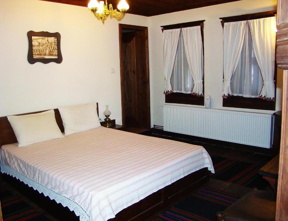 Djudjeva Kyshta Hotel Panagjurisjte Rom bilde
